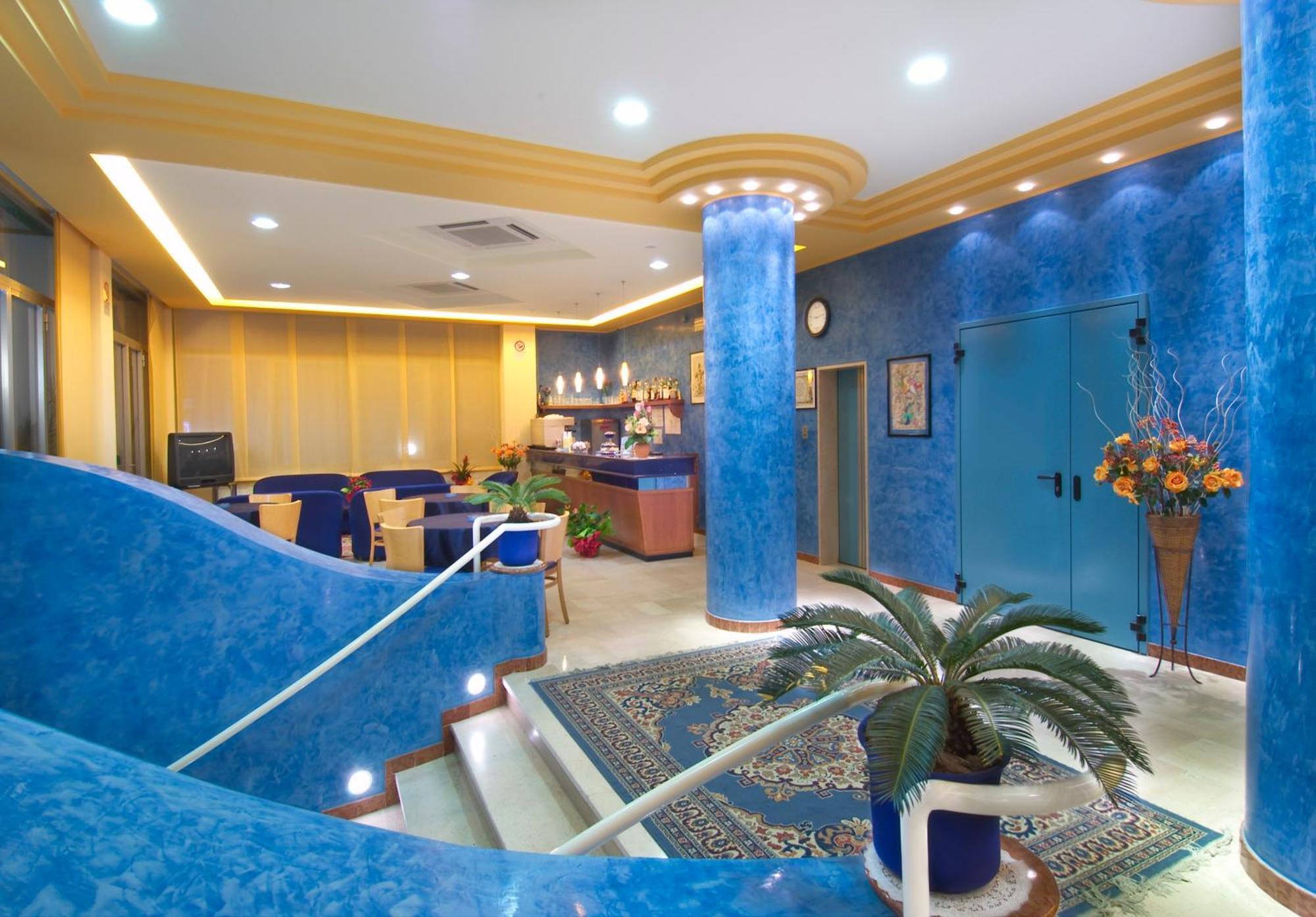 Hotel Caesar Cattolica Esterno foto